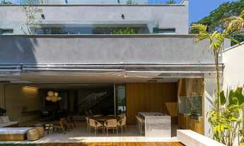 Imagem 2: CASA alto padrao a venda no ALTO DE PINHEIROS, com 580 m2, 5 suites, 3 vagas, localizaçao