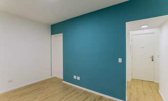 Imagem 2: Apto de 2 quartos, 57mts, totalmente reformado, em andar alto, com boa iluminação e pronto