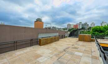 Imagem 4: VVenda de Casa Comercial, ao lado do famoso Beco do Batman, 212 m² de área construída é um