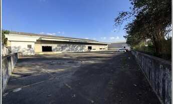 Imagem 5: Imóvel industrial completo, com logística, docas e cabine primária.Área construída: 6.200m