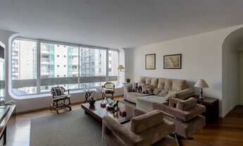 Imagem 4: Venda de apto de 150 mts2, nos Jardins, com 3 suítes com armários embutidos, sala para 2 a