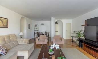 Imagem 5: Venda de apto de 150 mts2, nos Jardins, com 3 suítes com armários embutidos, sala para 2 a