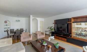 Imagem 6: Venda de apto de 150 mts2, nos Jardins, com 3 suítes com armários embutidos, sala para 2 a