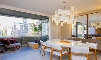 Imagem 5: Venda de apartamento de 271m² de área útil, nos Jardins. Na parte íntima, são 3 suítes, 2