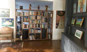 Imagem 4: Venda Prédio recuado, na Bela Vista, 284mts,4 dormitórios, sendo 1 suíte com armários, 3 v