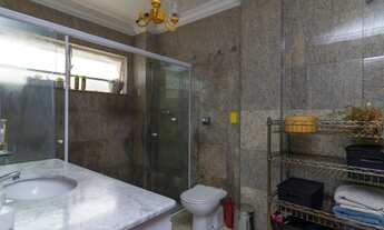 Imagem 4: Apartamento na Bela Vista com ótima iluminação - 180m. 4 dormitórios sendo 1 suíte, banhe