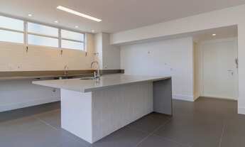 Imagem 5: Vendo apartamento reformado de 270m2 de área útil, 03 dormitórios, sendo 02 suítes, lavabo