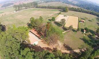 Imagem: Sítio de luxo à venda em Boituva-SP, bairro