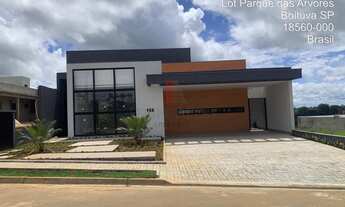 Imagem: Casa de alto padrão no Portal das Estrelas