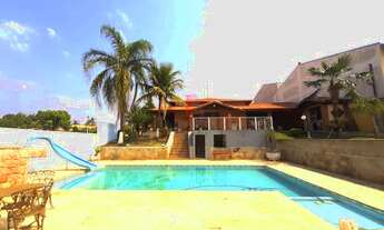 Imagem: EXCELENTE CHÁCARA À VENDA COM 04 SUÍTES