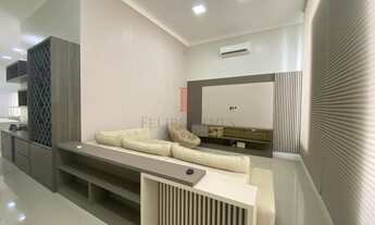 Imagem: Imperdível Casa em Condomínio à Venda