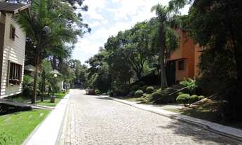 Imagem 4: Terreno em condomínio fechado em Santa Felicidade