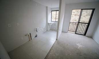 Imagem 2: Apartamento à venda no Collina Belvedere Condomínio Residencial em Santa Felicidade