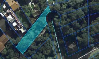 Imagem 3: Terreno amplo e verde no tranquilo Jardim Monjolo/Barreirinha