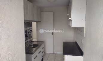 Imagem 2: Apartamento com 2 Dormitórios, Sem Vaga de Garagem,Último Andar .Próximo á Escolas, Superm