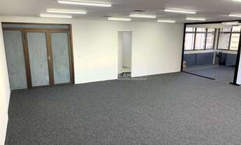 Imagem 7: Sala Comercial de Alto Padrão com 3 Salas e 2 Vagas de Garagem no Brooklin Paulista - São