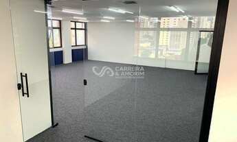 Imagem 3: Sala Comercial de Alto Padrão com 3 Salas e 2 Vagas de Garagem no Brooklin Paulista - São