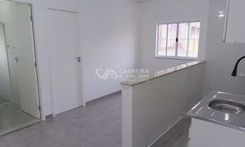 Imagem 2: ALUGO CASA COM 25m², 01 DORMITÓRIO, SALA COM COZINHA AMERICANA,JARDIM AMALIA, ESTRADA DE I