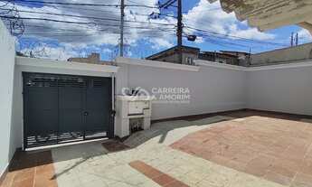 Imagem 2: CASA TÉRREA COM 02 DORMITÓRIOS GRANDES, + EDICULA COM 02 COMODOS, 04 VAGAS DE GARAGEM, JAR