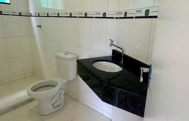 Imagem 2: Casa residencial para Venda em rua pública, Ipitanga, Lauro de Freitas, 4 quartos, 3 suíte