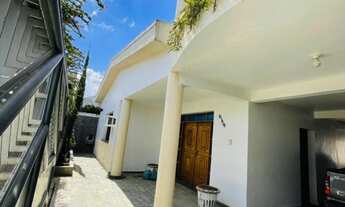 Imagem 2: Casa residencial para Venda no Jardim Cruzeiro, Feira de Santana, 4 dormitórios, 2 suítes