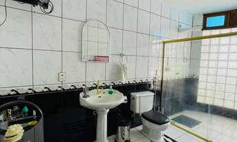 Imagem 3: Casa residencial para Venda no Jardim Cruzeiro, Feira de Santana, 4 dormitórios, 2 suítes