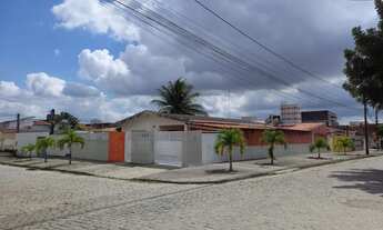 Imagem: Casa residencial para Venda em rua pública