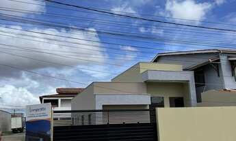 Imagem 2: Casa residencial para Venda em rua Pública no bairro Campo Limpo, Feira de Santana 3 quart