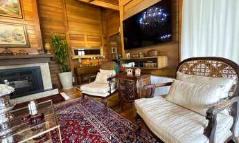 Imagem 7: Casa Nobre de Alto Padrão feita em madeira de lei de alta qualidade com 3 suítes no condom