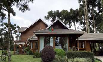 Imagem 1: Casa Nobre de Alto Padrão feita em madeira de lei de alta qualidade com 3 suítes no condom