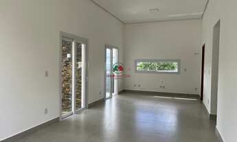 Imagem 4: Casa térrea em fase final de construção a venda em Canela com 3 dormitórios - Estilo Arqui