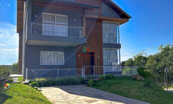 Imagem: Casa mobiliada e decorada no bairro Carniel