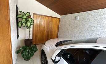 Imagem 3: CASA ASSOBRADADA COM 3 QUARTOS PLANEJADOS (1 SUITE C/ VARANDA), ESPAÇO GOURMET COMPLETO E