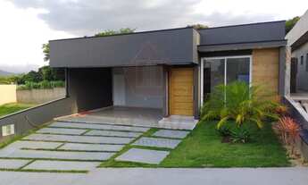 Imagem: Casa em condomínio com 4 quartos, sendo