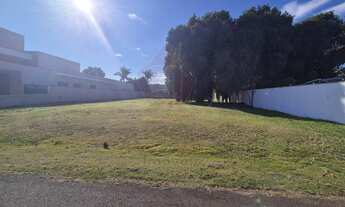 Imagem: Terreno em Condomínio Alto Padrão no Jacaré