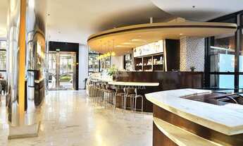 Imagem 3: Sala prontas para ocupação, com piso elevado, forro, luminárias e ar-condicionado em Alpha