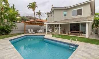 Imagem 5: Sobrado reformado, com ampla área de lazer, à venda, no Residencial 11, em Alphaville