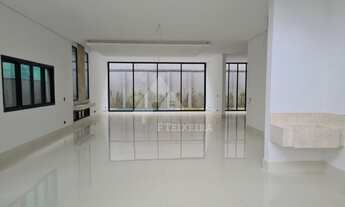 Imagem 3: Sobrado, com 05 suítes e lareira, recém construído, à venda, no Tamboré 11