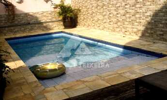 Imagem 4: Sobrado, em rua sem saída, à venda no Residencial 04, em Alphaville