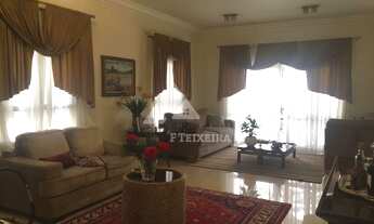 Imagem 2: Sobrado, em rua sem saída, à venda no Residencial 04, em Alphaville