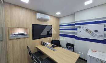 Imagem 7: Sala de 170 m², decorada e mobiliada, disponível para locação no Alpha Green, em Alphavill