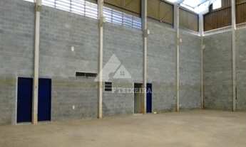 Imagem 4: Galpão industrial, com cabine primária e AVCB, disponível para venda ou locação, em Cajama