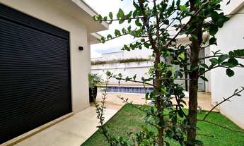 Imagem 3: Mansão semi-térrea, de frente para mata nativa, à venda, no Genesis II, em Alphaville