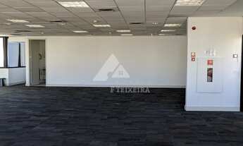 Imagem 6: Laje, sem colunas, disponível para venda e locação, no Edifício Transatlântico, Chácara Sa