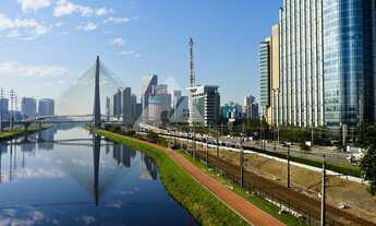 Imagem 6: Sala montada para locação, ao lado do complexo WTC-CENU e Estação Berrini, no Landmark, em