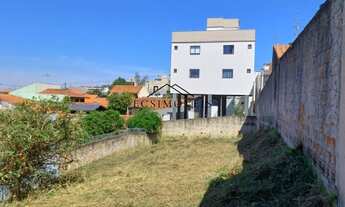 Imagem 2: 500M² de Área Total na Rua Germano Beckert