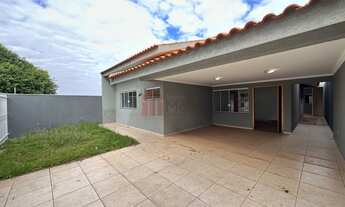 Imagem 3: Casa à venda em Umuarama-PR, Jardim Alphavile: 3 quartos, 1 suíte, 1 sala, 3 banheiros, 2