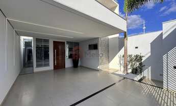 Imagem 2: Casa à venda em Umuarama-PR, Jardim Interlagos I: 3 quartos, 1 suíte, 1 sala, 3 banheiros