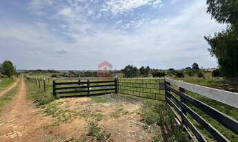 Imagem 1: Chácara à venda em Umuarama-PR, no bairro Estrada Jaborandi, com 20.000 m² de área!