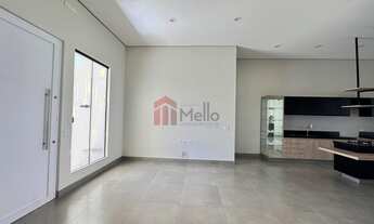 Imagem 7: Casa à venda em Umuarama-PR, Jardim Imigrantes II: 2 quartos, 1 suíte, 1 sala, 3 banheiros